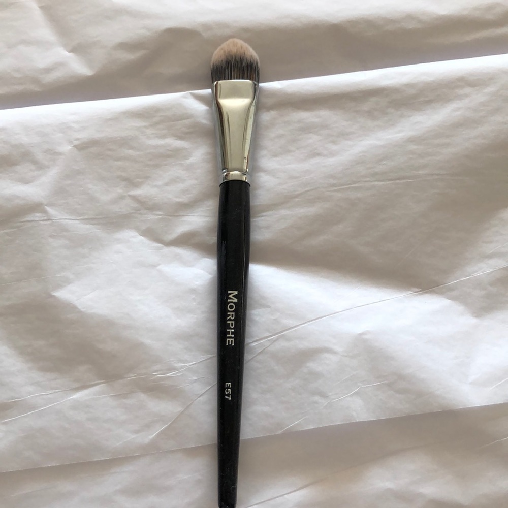 Morphe E57